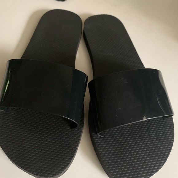 Women’s Old Navy Fashion Slides 11 bundle deal - Picture 4 of 5
